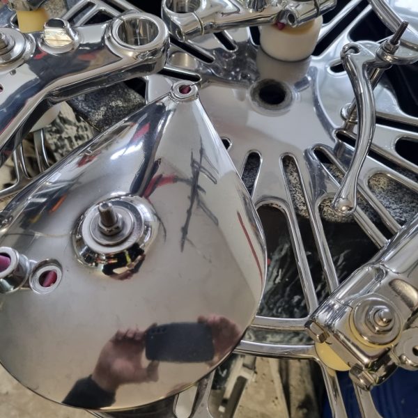 Polerowanie wibracyjne, polerowanie strumieniowe aquablasting